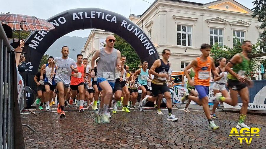 Corsa del ricordo Merano la partenza foto Montebelli Corsa del ricordo Merano la partenza foto Montebelli