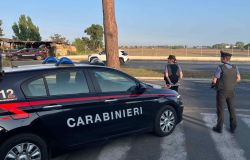 Carabinieri Ostia posto di blocco