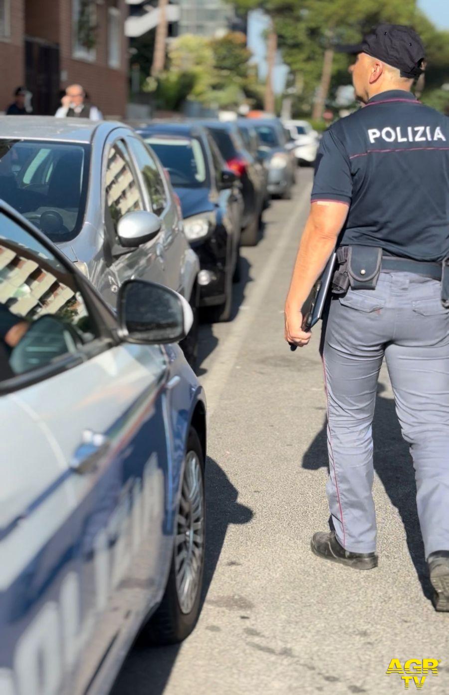Polizia gli agenti intervenuti Polizia gli agenti intervenuti