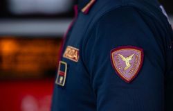 Roma, passava ore a fissarla dove lavorava, poi richieste insistenti di appuntamenti e telefonate, stalker arrestato