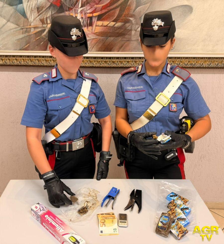 Carabinieri Anzio la droga sequestrata Carabinieri Anzio la droga sequestrata
