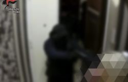 Carabinieri Piazza Dante intervenuti rapina gioielli a Monti