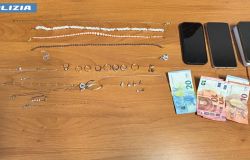 Roma, due arresti per truffa con le modalità del finto Carabiniere  eseguite dalla Polizia