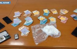 Valmontone, sweet delivery della cocaina, 3 arresti, sequestrato oltre mezzo kg. di droga e diecimila euro