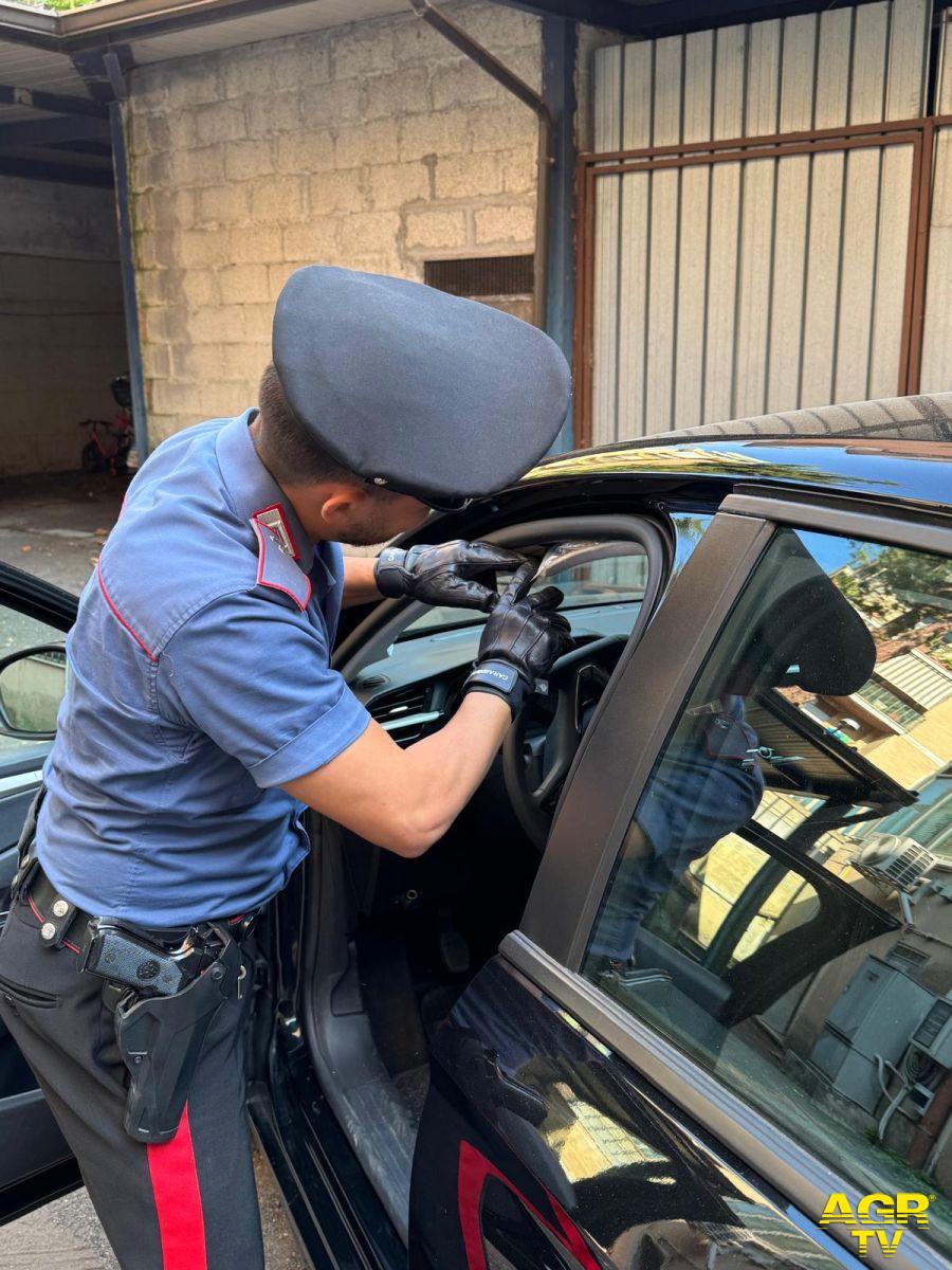 Carabinieri controlli antidroga a Roma Carabinieri controlli antidroga a Roma