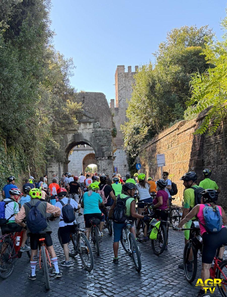 Legambiente GRAB ciclabili via Appia Legambiente GRAB ciclabili via Appia
