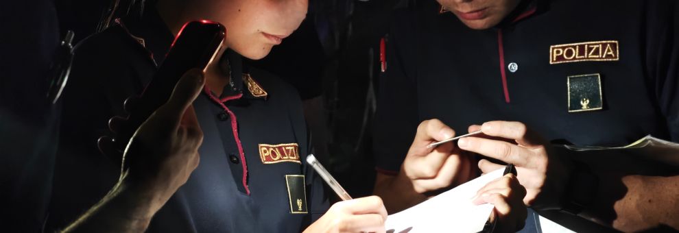 Roma, giro di vite sull'abusivismo commerciale, nel mirino  i minimarket, 40 esercizi controllati, 33 mila euro di sanzioni