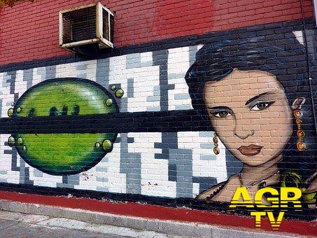 Ostia, la street art colora i quartieri