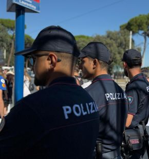 Roma, linea A, nel mirino pusher e borseggiatori, 3 arresti della Polizia