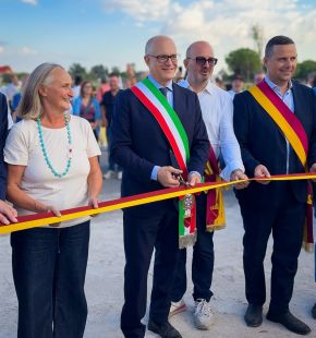 Roma, al parco di Centocelle inaugurato il Playground e la piazza alberata