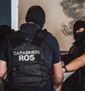 Latina, preso brasiliano facente parte del Comando Vermelho, organizzazione criminale per traffico di stupefacenti ed armi Latina, preso brasiliano facente parte del Comando Vermelho, organizzazione criminale per traffico di stupefacenti ed armi