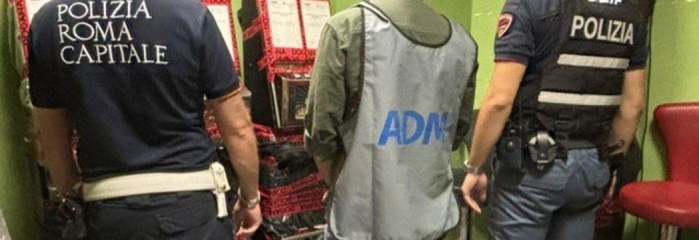 Roma, operazione congiunta, sequestro Slot irregolari in una sala giochi, denunciata la titolare