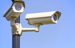 Fiumicino, abbandono di rifiuti, individuati i responsabili con le fototrappole