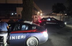 Roma, tentato furto in un capannone industriale, due in manette