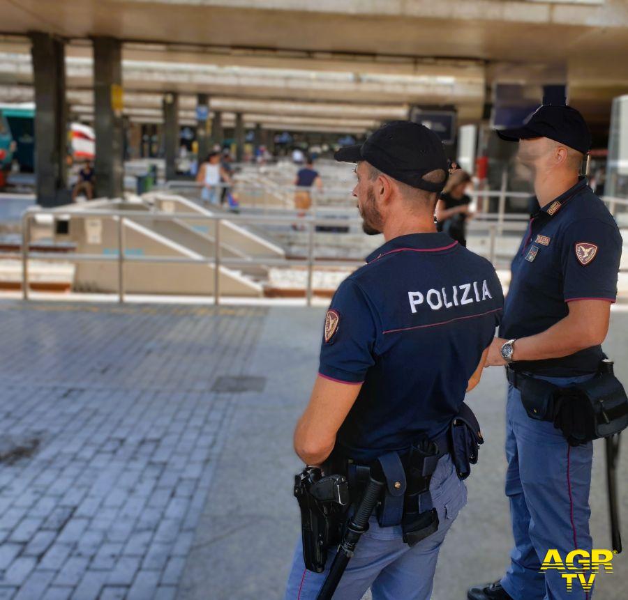 Polizia gli agenti intervenuti Polizia gli agenti intervenuti