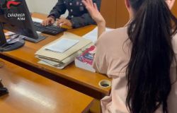 Roma, in manette 40enne, avrebbe approfittato di minorenni a scopo sessuale, promettendo somme di denaro o piccoli regali