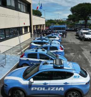 Roma, un presunto debito da 5 mila euro tra cognati affidato ad un terzo per la riscossione, due arresti per tentata estorsione Roma, un presunto debito da 5 mila euro tra cognati affidato ad un terzo per la riscossione, due arresti per tentata estorsione
