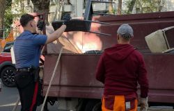 Roma Quarticciolo, chiusura a tenaglia per le piazze di spaccio, 11 pusher in manette, rimossi 20 mc di rifiuti