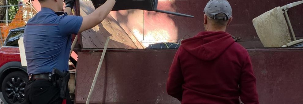 Roma Quarticciolo, chiusura a tenaglia per le piazze di spaccio, 11 pusher in manette, rimossi 20 mc di rifiuti