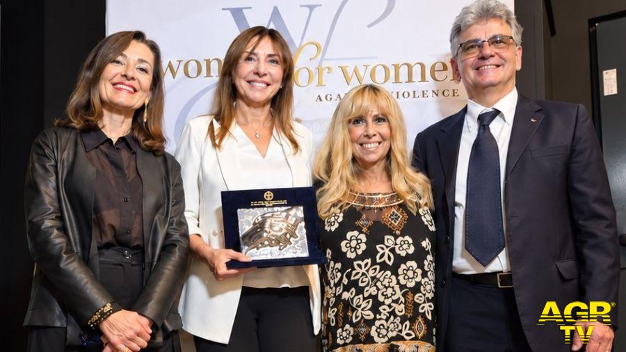 LILT Torino: Concerto Esercito e Camomilla Award. Nella Foto Valeria Ferrero, Patrizia Polliotto, Donatella Gimigliano e Marco Rosso- ©Credits foto da Comunicato Stampa LILT Torino: Concerto Esercito e Camomilla Award. Nella Foto Valeria Ferrero, Patrizia Polliotto, Donatella Gimigliano e Marco Rosso- ©Credits foto da Comunicato Stampa