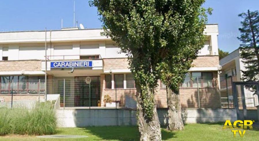 arrestato con carta d'identità senza chip - Carabinieri Comando Stazione Roma Casal Palocco - Foto AGRTV arrestato con carta d'identità senza chip - Carabinieri Comando Stazione Roma Casal Palocco - Foto AGRTV