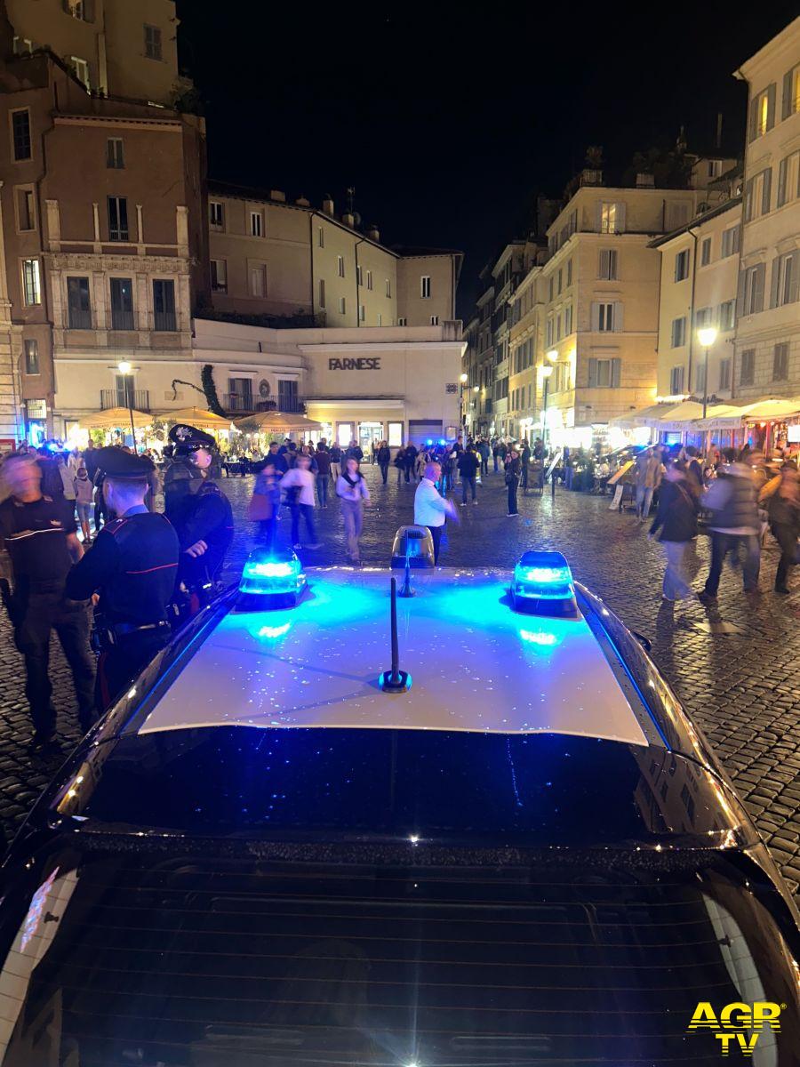 Carabinieri Centro storico controlli della movida Carabinieri Centro storico controlli della movida