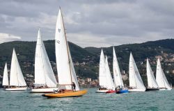 Vele d'Epoca alla Passeggiata Morin di La Spezia, tradizione marinara e bellezza del golfo per le regate