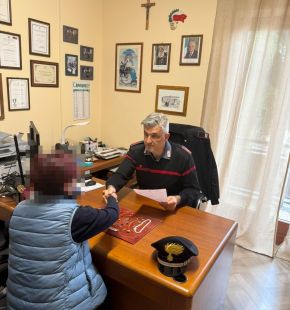 Colleferro, 82enne truffata da falsi Carabinieri si è vista restituire soldi e gioielli da Carabinieri veri