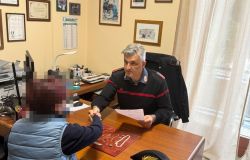 Colleferro, 82enne truffata da falsi Carabinieri si è vista restituire soldi e gioielli da Carabinieri veri