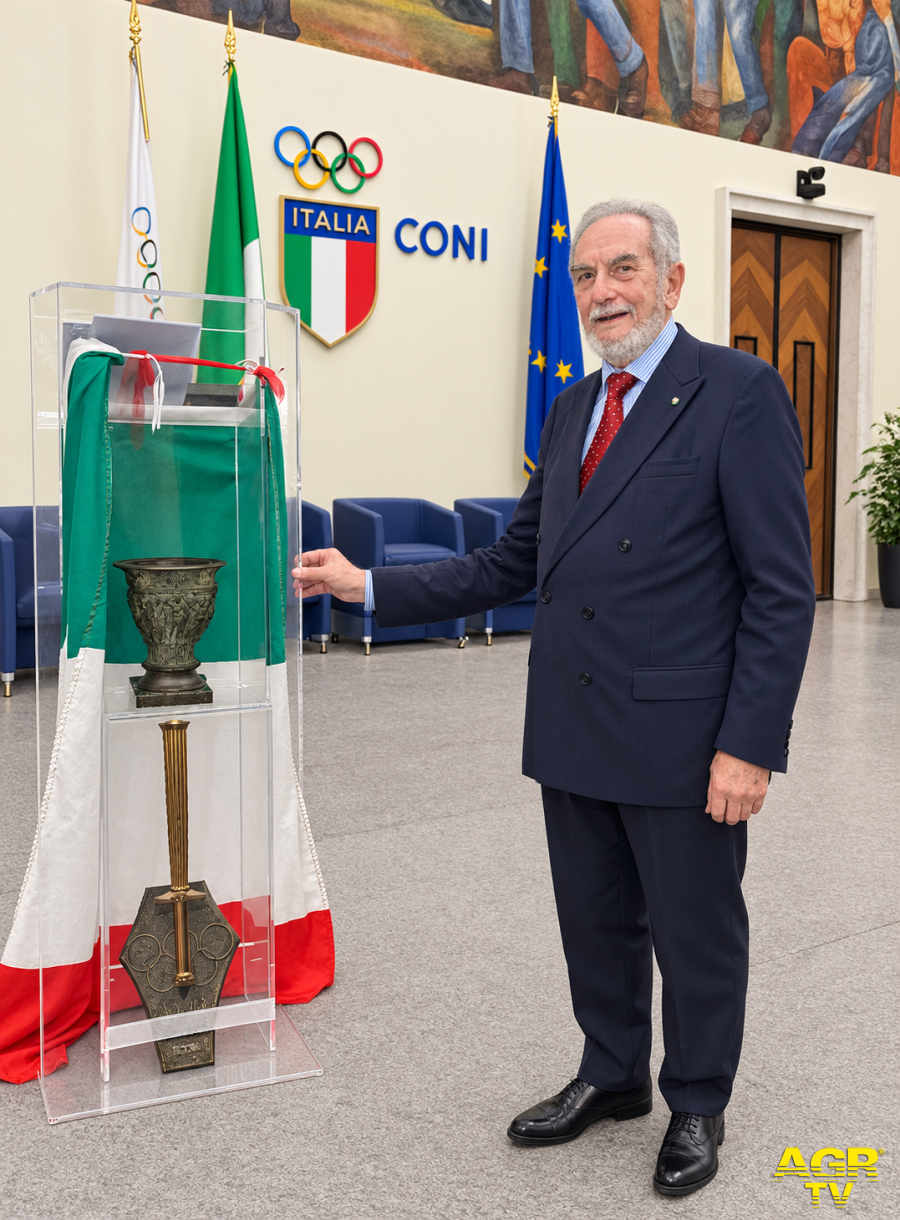 Ruggero Alcanterini e la torcia olipica del 1960 Ruggero Alcanterini e la torcia olipica del 1960
