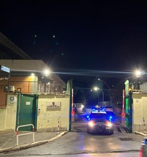 Lariano, stavano ripulendo una palestra delle attrezzature, blitz dei Carabinieri, 6 arresti