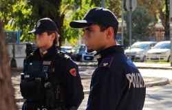 Roma Quarticciolo, stretta della Polizia sul traffico di stupefacenti, 11 arresti, 400 grammi tra cocaina ed hashish sequestrati