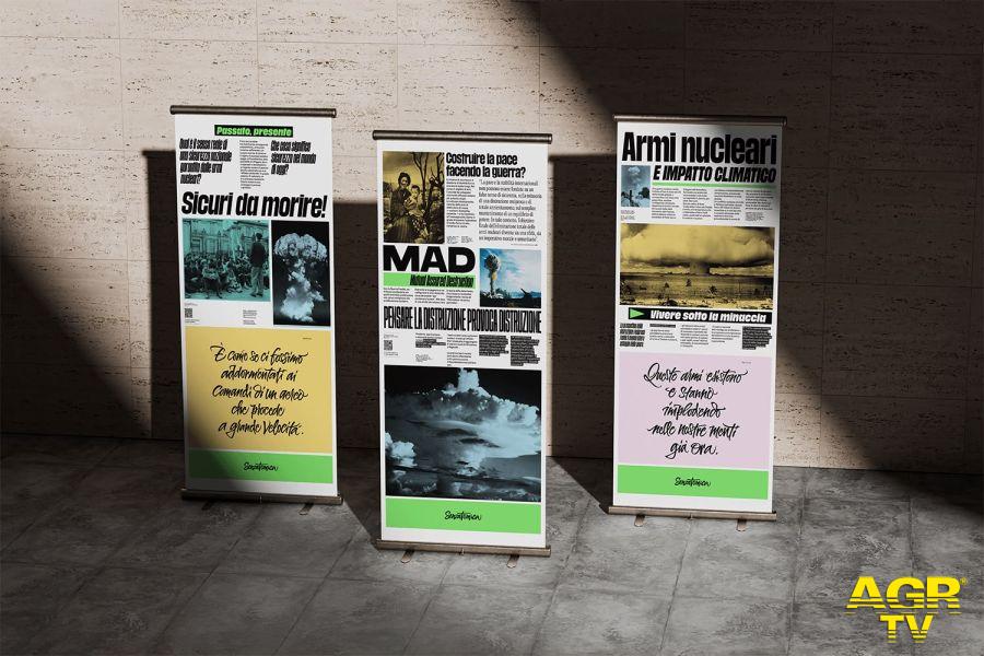 Senzatomica mostra foto da comunicato Senzatomica mostra foto da comunicato