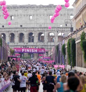 Wizz Air Rome Half Marathon 2026, oltre 40 mila al via, la metà erano donne Wizz Air Rome Half Marathon 2026, oltre 40 mila al via, la metà erano donne