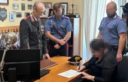 Roma, truffa da 41 mila euro del finto Poliziotto recuperata e restituita alla vittima dai Carabinieri, denunciata 21enne