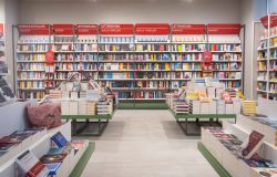 Ostia, il Mondadori Bookstore si rinnova, nuovi spazi ed un'area dedicata ai giovani lettori