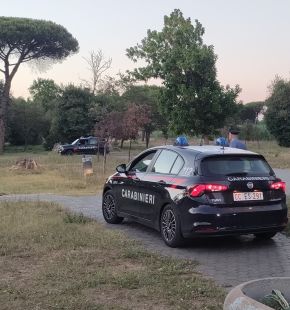 Ardea, furto in villa ma il proprietario vede i ladri monitorando con la App il sistema di videosorveglianza e chiama i Carabinieri