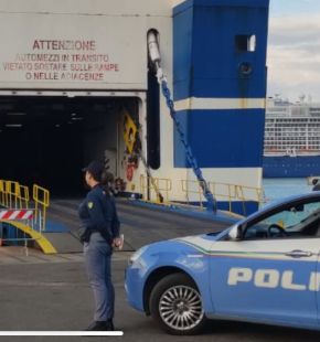 Civitavecchia, controlli agli imbarchi, 4 arresti della Polizia