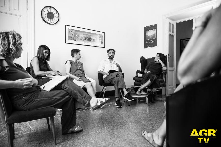 FATTORE UMANO La forza dell’ascolto, dalle persone alla società FATTORE UMANO La forza dell’ascolto, dalle persone alla società