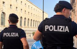 Polizia schierata per ordine pubblico