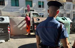 Roma, Esquilino e San Giovanni nel mirino, tre persone arrestate, rimosso dall'AMA oltre 1 quintale di rifiuti