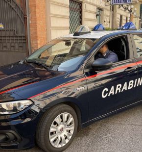 Roma: si spaccia per Carabiniere con placca falsa, arrestato