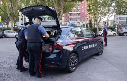Esquilino e San Giovanni: maxi controlli dei Carabinieri, scattano Daspo e denunce