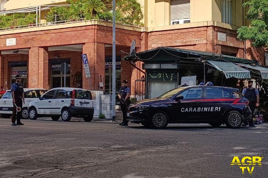 Blitz della Compagnia Piazza Dante tra Esquilino e San Giovanni Blitz della Compagnia Piazza Dante tra Esquilino e San Giovanni