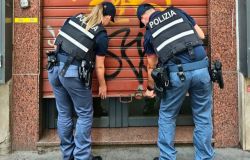 Stazione Termini: blitz della Polizia tra Esquilino e Viminale, bar chiuso e arresti