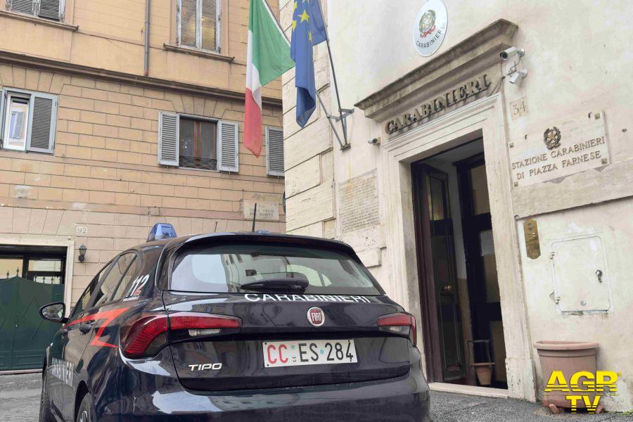 Carabinieri piazza Farnese intervenuti Carabinieri piazza Farnese intervenuti