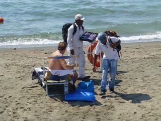 Ostia ponente, spiagge libere tra caos e degrado Ostia ponente, spiagge libere tra caos e degrado