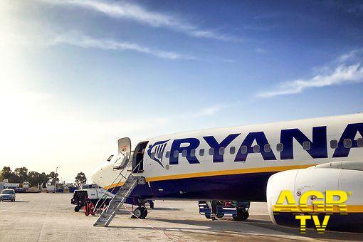 Aeroporto, i passeggeri Ryanair lasciati a terra possono chiedere il rimborso
