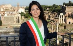 Roma, il sindaco Raggi rinviata a giudizio