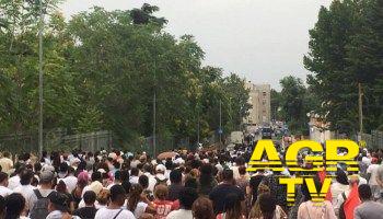 Migranti ad Acilia, FdI si mobilita. Al via una raccolta di firme Migranti ad Acilia, FdI si mobilita. Al via una raccolta di firme